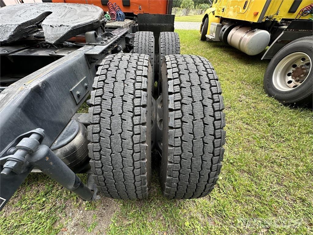 Peterbilt 579 Vetopöytäautot