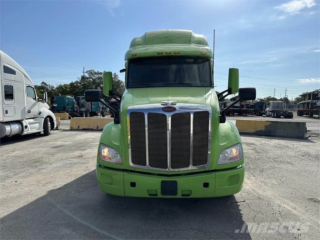 Peterbilt 579 Vetopöytäautot