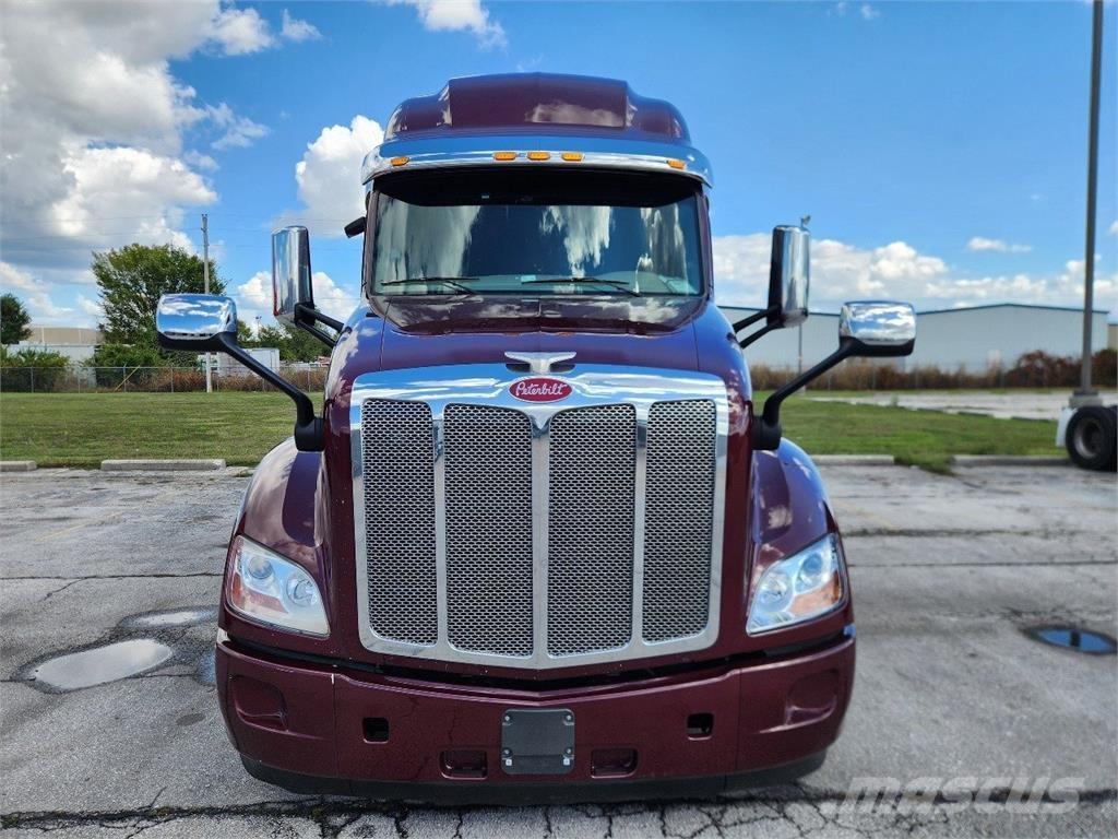 Peterbilt 579 Vetopöytäautot