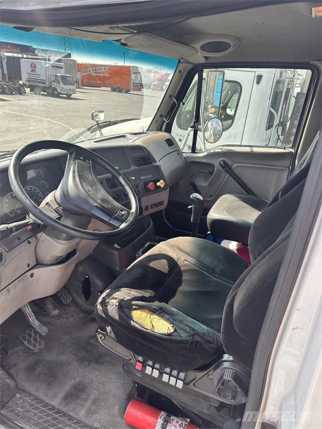 Sterling A9500 Vetopöytäautot