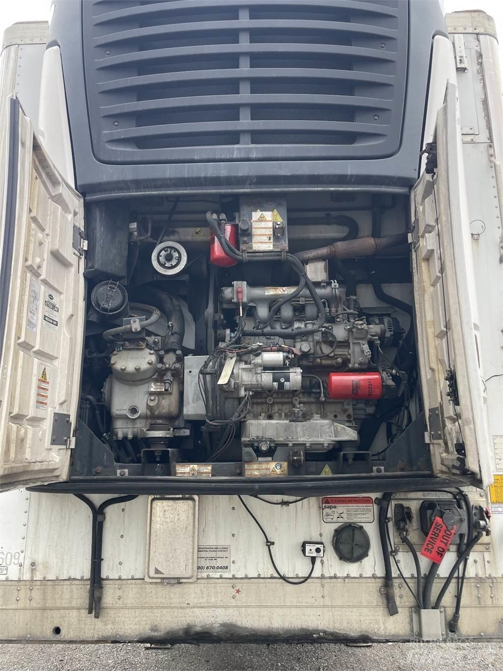 Utility 3000R Kylmä-/Lämpökoripuoliperävaunut