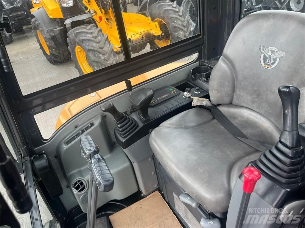CASE CE CX30C Telakaivukoneet