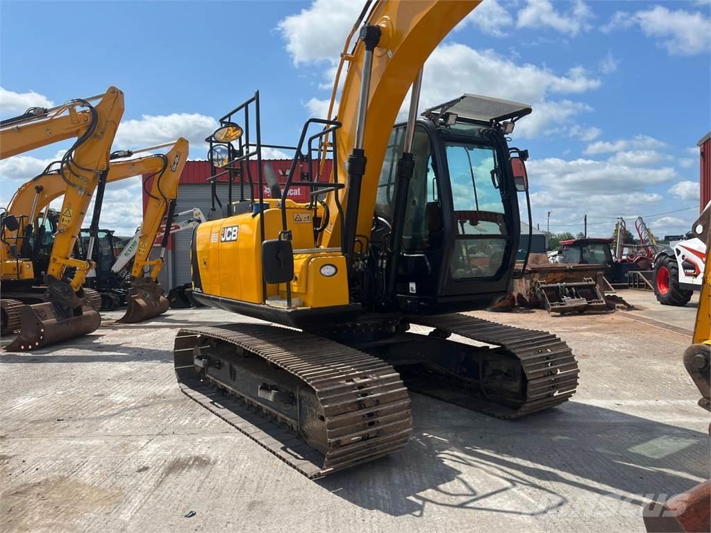 JCB JS130 LC Telakaivukoneet