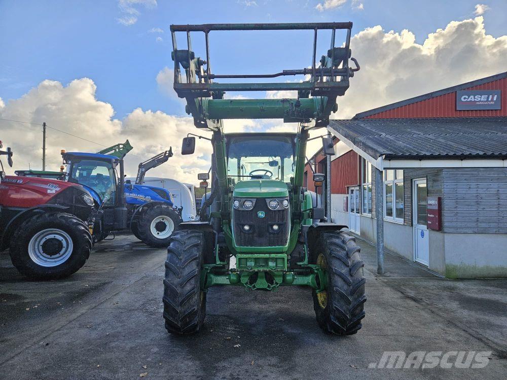 John Deere JD 6110 Traktorit