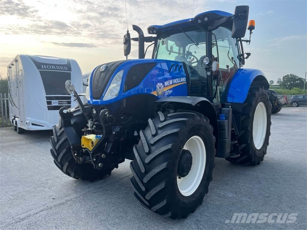 New Holland T7.210 Traktorit