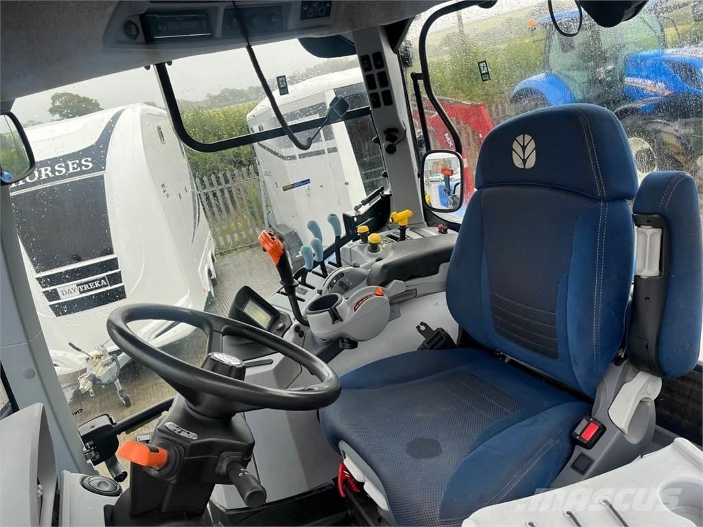New Holland T7.210 Traktorit