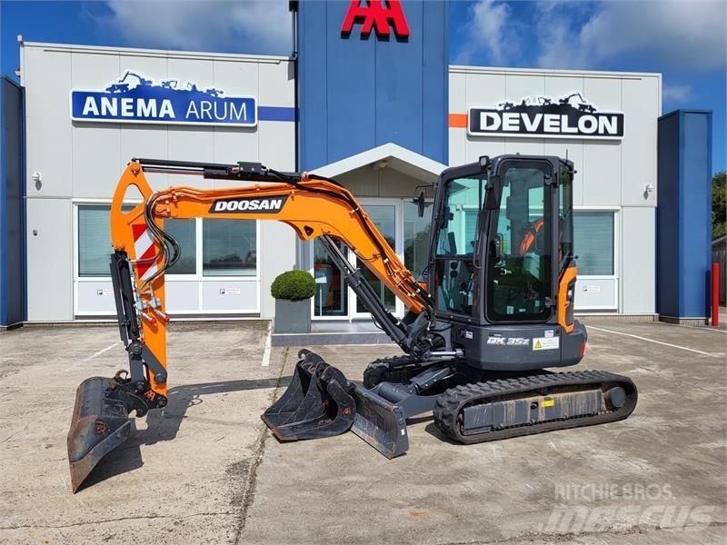 Develon DX35z-7 Minikaivukoneet < 7t