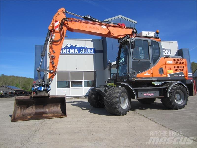 Doosan DX140W-3 Pyöräkaivukoneet