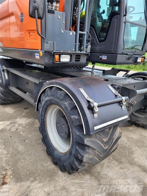 Doosan DX165W-5 Pyöräkaivukoneet