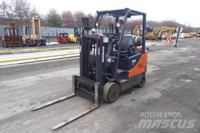 Doosan GC25P-5 Muut haarukkatrukit