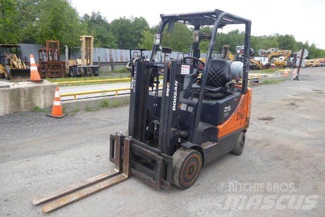 Doosan GC25P-5 Muut haarukkatrukit