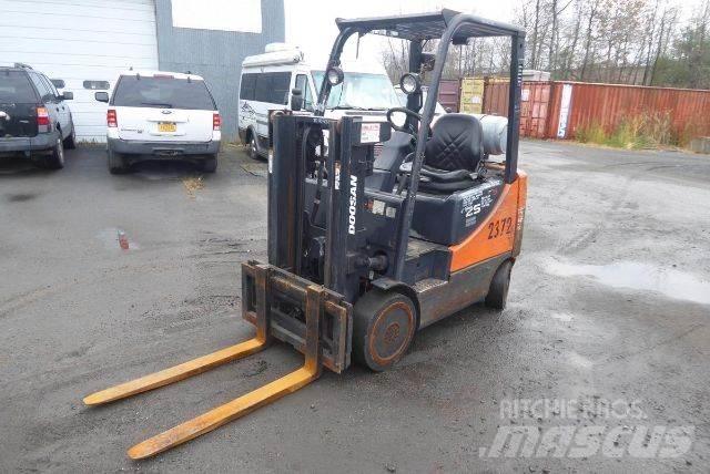Doosan GC25P-5 Muut haarukkatrukit