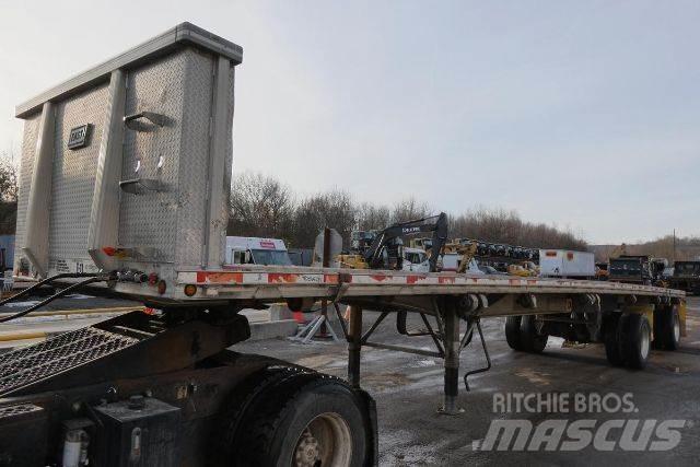 East Mfg FLATBED Lavaperävaunut