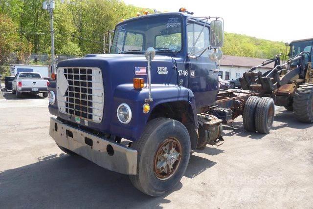 Ford 8000 Kuorma-autoalustat
