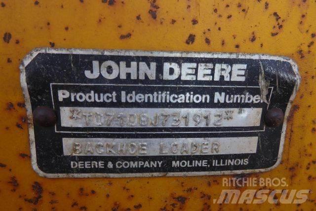 John Deere 710B Kaivurikuormaajat