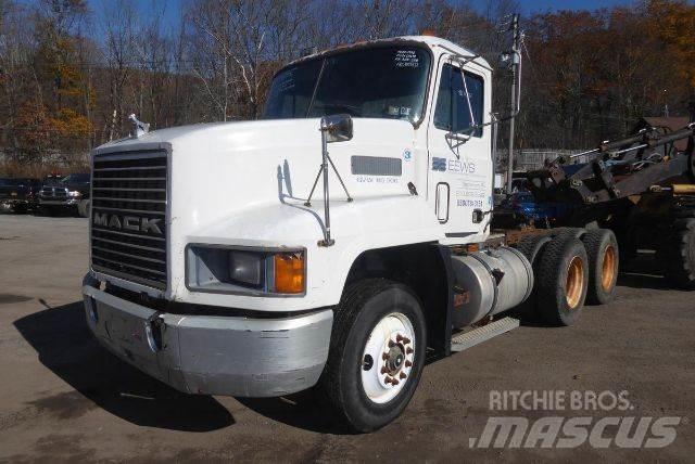 Mack CH613 Kuorma-autoalustat