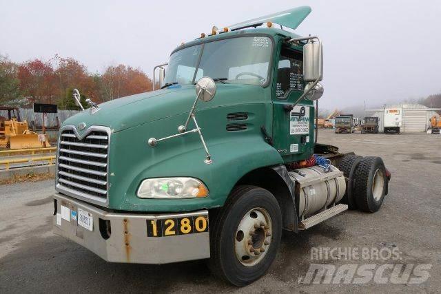 Mack CXN612 Kuorma-autoalustat