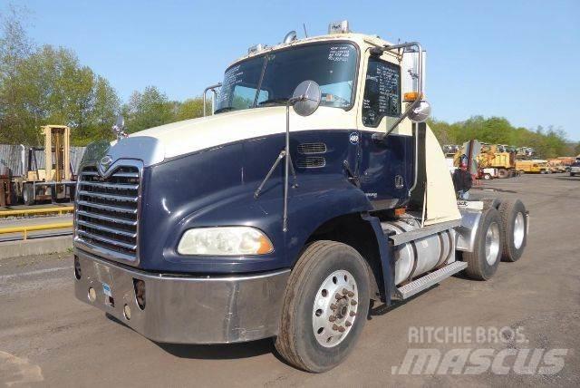 Mack CXN613 Kuorma-autoalustat