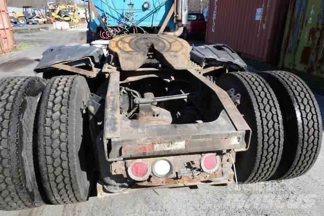 Mack CXN613 Kuorma-autoalustat