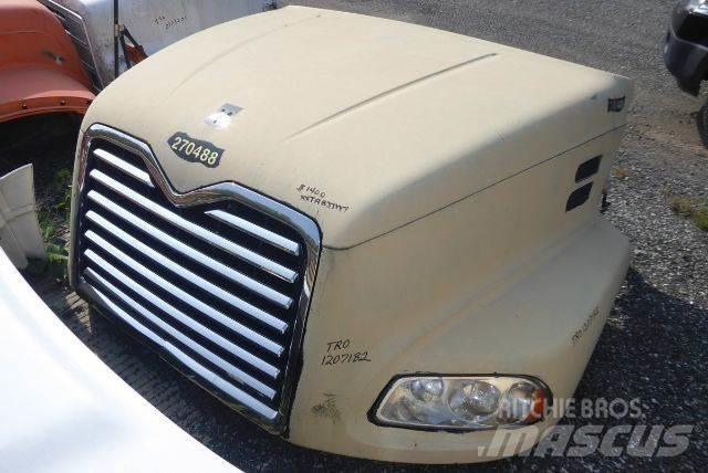 Mack CXU612 Muut
