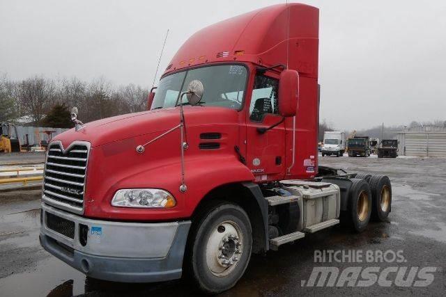 Mack CXU613 Kuorma-autoalustat
