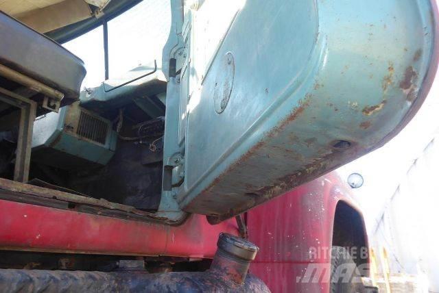 Mack R611 Kuorma-autoalustat