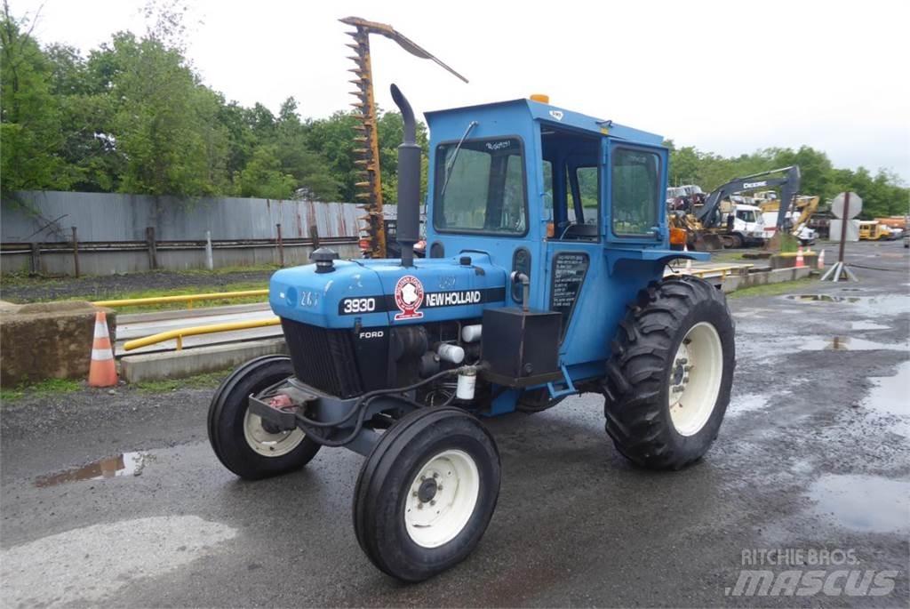 New Holland 3930 Traktorit