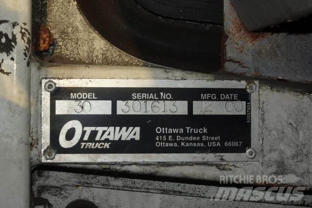 Ottawa 30 Terminaalitraktorit