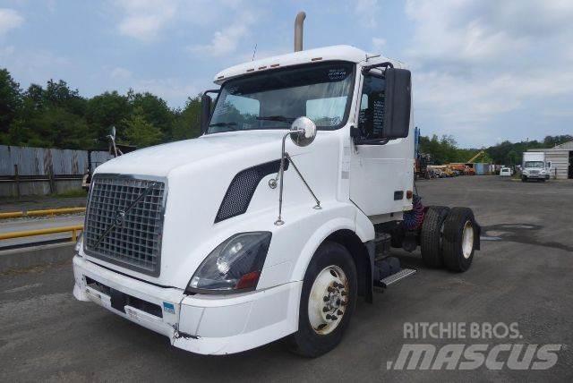 Volvo VNL42T Kuorma-autoalustat