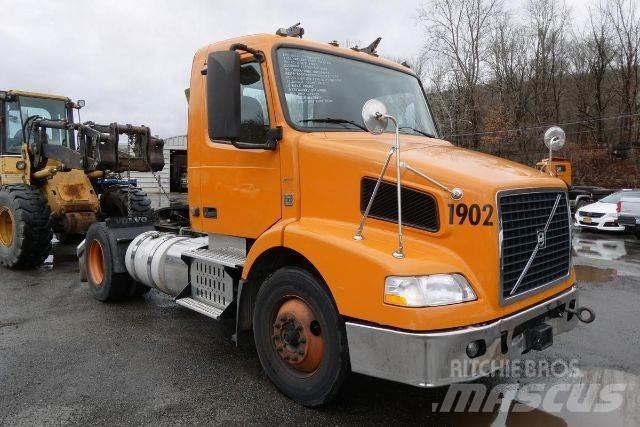 Volvo VNM42T Kuorma-autoalustat