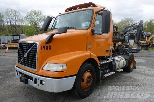 Volvo VNM42T Kuorma-autoalustat