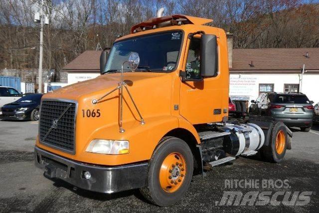 Volvo VNM42T Kuorma-autoalustat