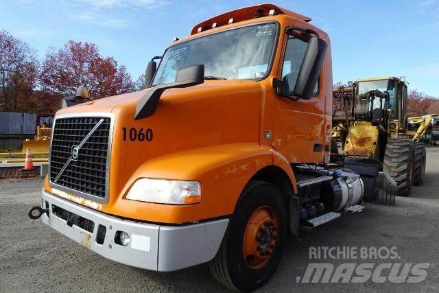 Volvo VNM42T Kuorma-autoalustat
