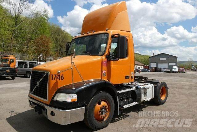 Volvo VNM42T Kuorma-autoalustat