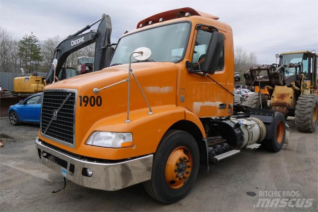 Volvo VNM42T Kuorma-autoalustat