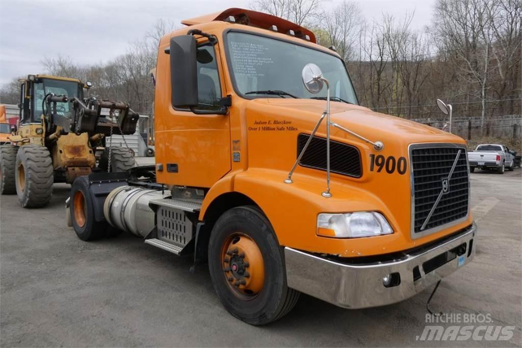 Volvo VNM42T Kuorma-autoalustat