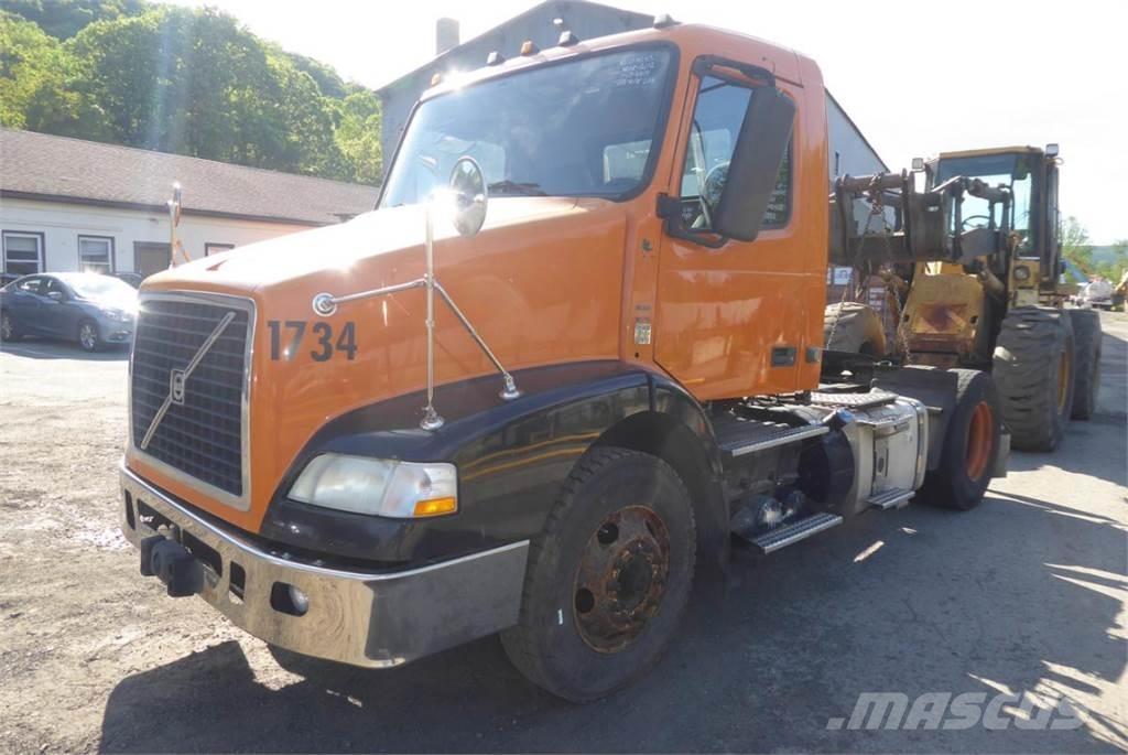 Volvo VNM42T Kuorma-autoalustat