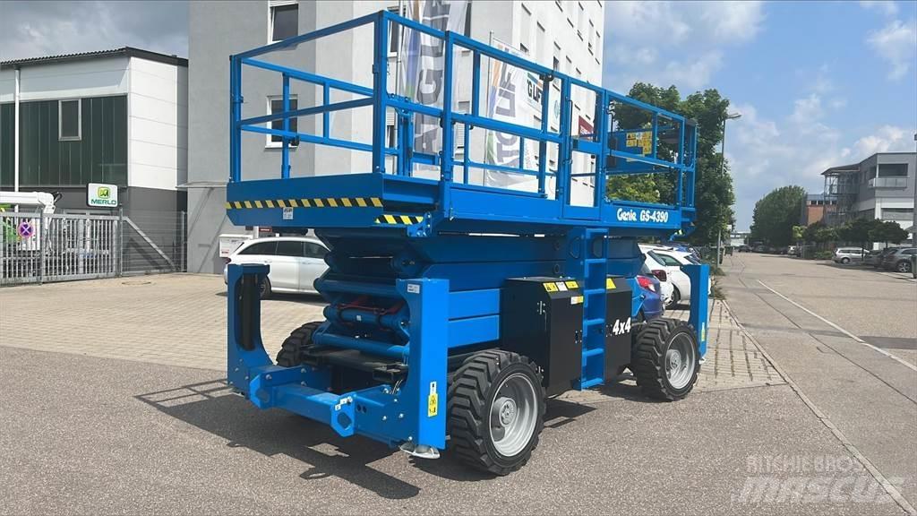 Genie GS-4390RT Saksilavat