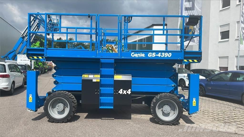 Genie GS-4390RT Saksilavat