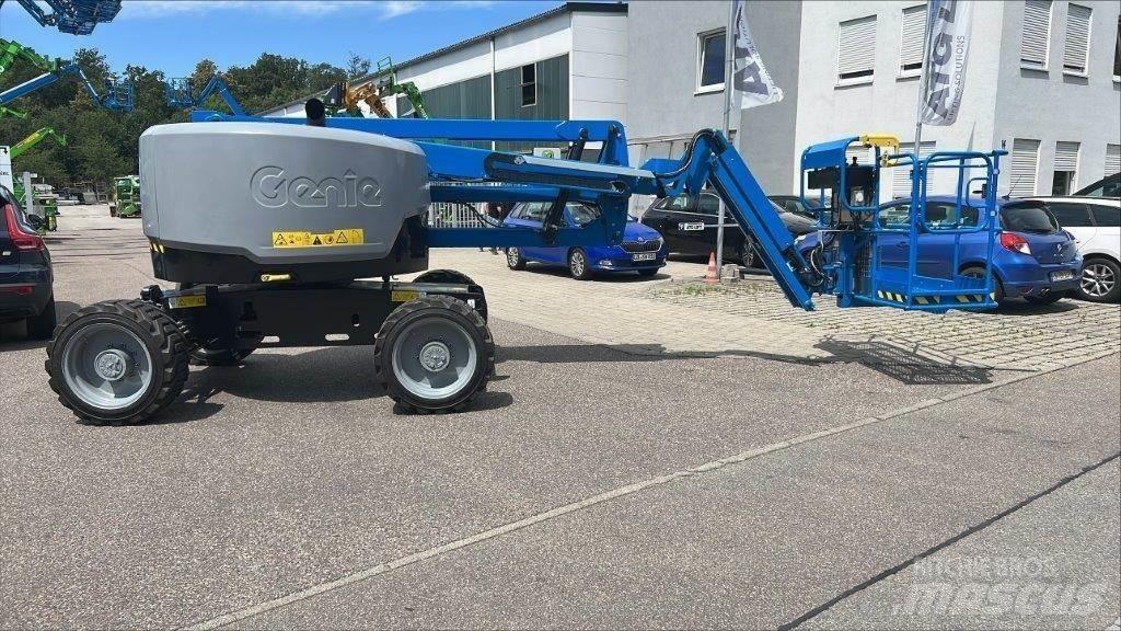 Genie Z-45/25J RT Kuukulkijat