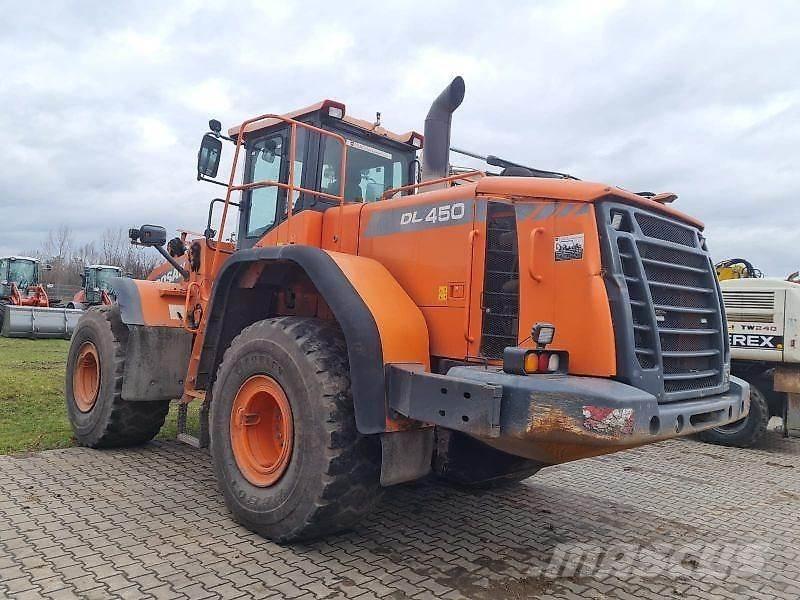 Doosan DL450-3 Pyöräkuormaajat