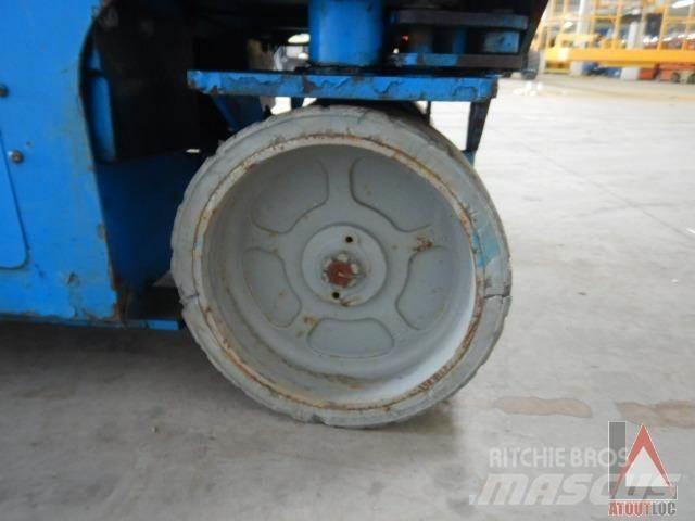 Genie GS-2032 Kuukulkijat
