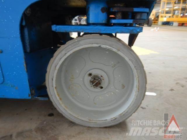 Genie GS-2032 Kuukulkijat