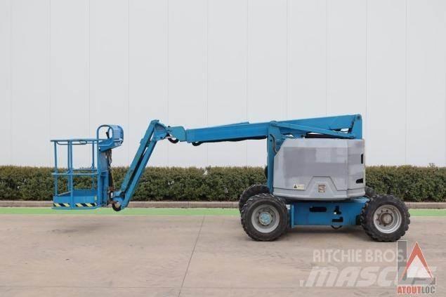 Genie Z34-22RT Kuukulkijat