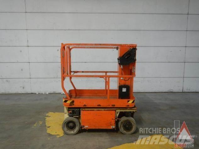 JLG 1230ES Kuukulkijat