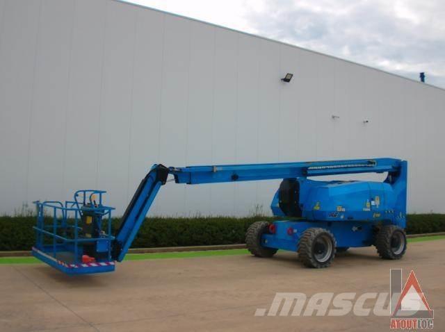 JLG H800AJ Kuukulkijat