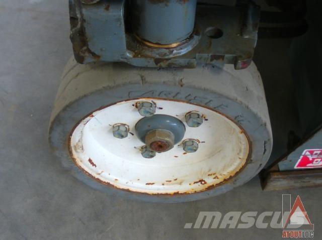 SkyJack SJ3219 Kuukulkijat