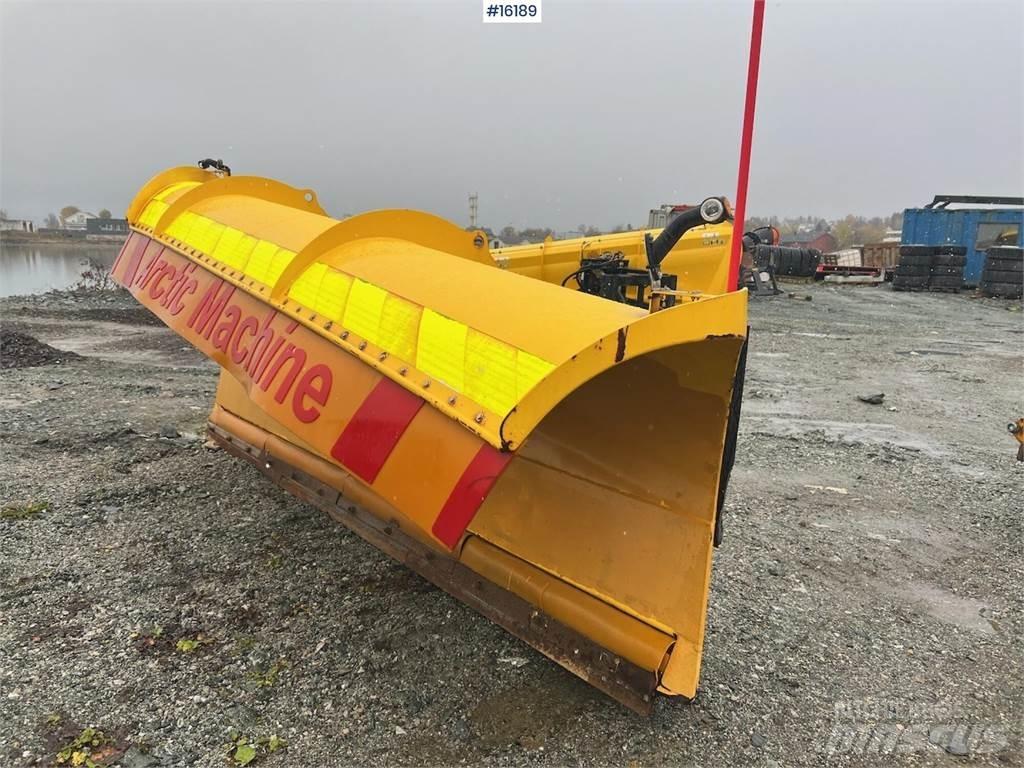  Artic Machine plog Muut