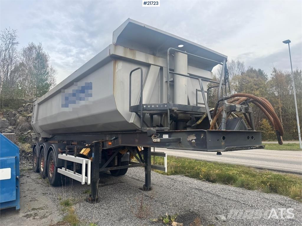 Carnehl Tippsemi. Kippipuoliperävaunut