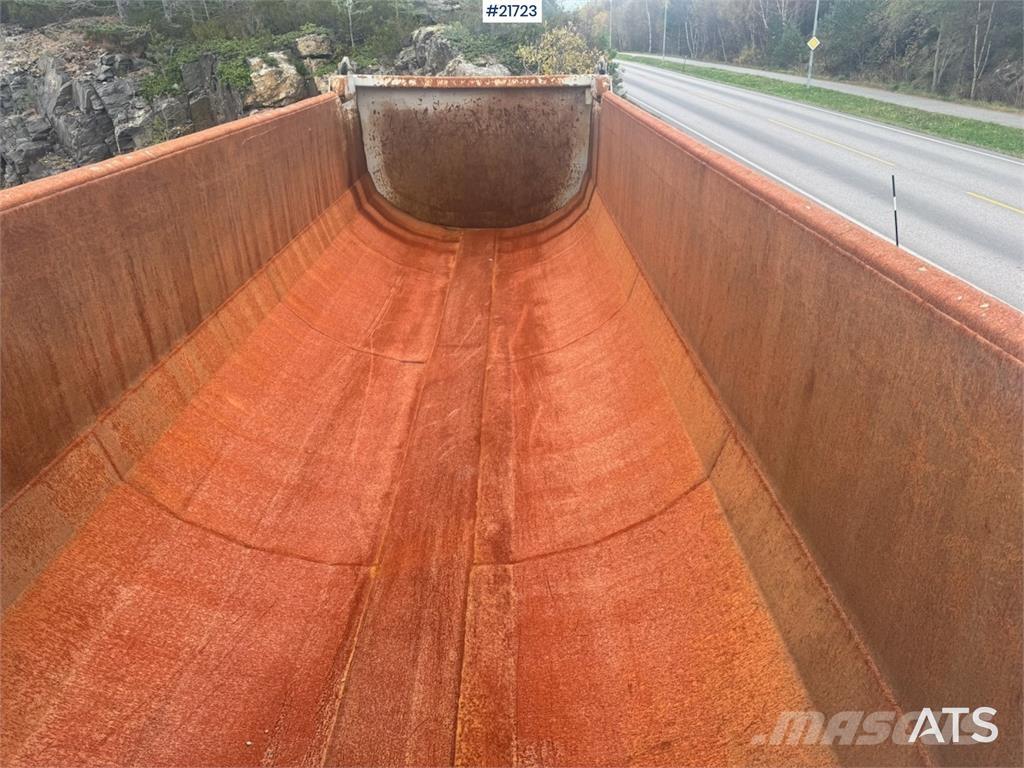 Carnehl Tippsemi. Kippipuoliperävaunut